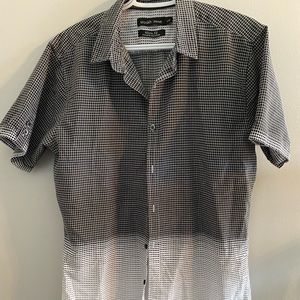 Ombre short sleeves shirt, checkered, size large, neutral colours